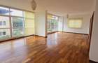 5 Bed Townhouse with En Suite at Convent Drive - 6
