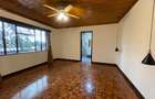 5 Bed House with En Suite in Runda - 16
