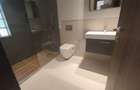 5 Bed House with En Suite in Runda - 17