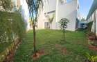 5 Bed Townhouse with En Suite at Lavington - 9