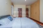 3 Bed Apartment with Swimming Pool at Hendred Road - 9