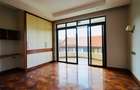 4 Bed Apartment with En Suite at 2026-535 - 18