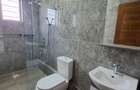 5 Bed Townhouse with En Suite at Safari Park - 10