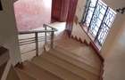 5 Bed Townhouse with En Suite in Lavington - 9