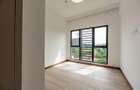 2 Bed Apartment with En Suite in Rosslyn - 6