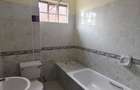 3 Bed Apartment with En Suite in Kilimani - 16