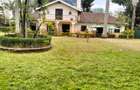 5 Bed House with En Suite at Lavington - 1