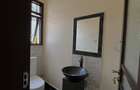5 Bed Townhouse with En Suite in Lavington - 6