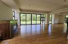 4 Bed House with En Suite in Garden Estate - 18
