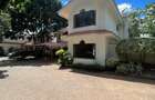 5 Bed Townhouse with En Suite in Lavington - 4