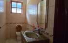 4 Bed House with En Suite in Runda - 15