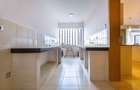 Furnished 3 Bed Apartment with En Suite in Spring Valley - 12