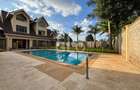 5 Bed House with En Suite in Runda - 1