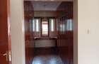 5 Bed House with En Suite at Lavington - 9