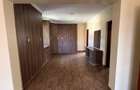 5 Bed Townhouse with En Suite at Westlands - 16