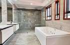 6 Bed Townhouse with En Suite in Lavington - 8