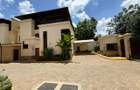 4 Bed Townhouse with En Suite in Lavington - 17