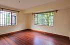 5 Bed Townhouse with En Suite in Lavington - 9