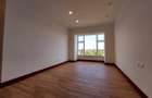 3 Bed Apartment with En Suite in Parklands - 9