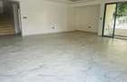 5 Bed Apartment with En Suite at 3Rd Parklands - 3