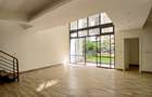 3 Bed Apartment with En Suite at Riverside Drive - 11