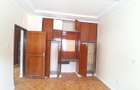 5 Bed Townhouse with En Suite in Lavington - 6