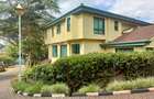 3 Bed Townhouse with En Suite in Spring Valley - 1