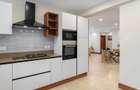 4 Bed Apartment with En Suite in Spring Valley - 1