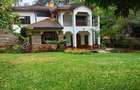 5 Bed House with En Suite in Runda - 1