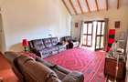 7 Bed House with En Suite at Ridgeways - 6