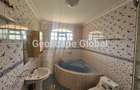 4 Bed House with En Suite in Runda - 7