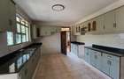 4 Bed House with En Suite in Runda - 15