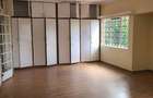 5 Bed House with En Suite in Loresho - 9