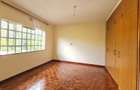 4 Bed House with En Suite at Bomas - 19