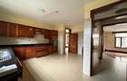 5 Bed Townhouse with En Suite in Lavington - 14