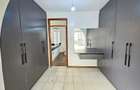 4 Bed Townhouse with En Suite in Spring Valley - 14
