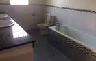 5 Bed House at Rosslyn Lone Tree - 16