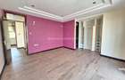 5 Bed Townhouse with En Suite in Lavington - 2