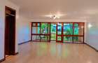 3 Bed Apartment with En Suite in Riverside - 4