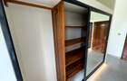 4 Bed House with En Suite at Hs84 - 12