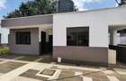 5 Bed House with En Suite in Runda - 19