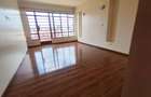 4 Bed Townhouse with En Suite in Runda - 10