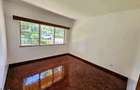 4 Bed House with En Suite in Runda - 9