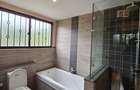 4 Bed Townhouse with En Suite at Lavington Green - 20