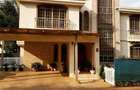 5 Bed House with Garden in Lavington - 1