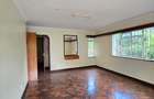4 Bed Townhouse with En Suite in Lavington - 8