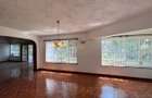 4 Bed House with En Suite in Gigiri - 10