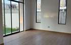 5 Bed Townhouse with En Suite in Lavington - 13