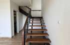 4 Bed Apartment with En Suite at Riverside Drive - 8