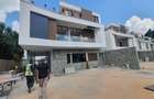 4 Bed Villa with En Suite in Runda - 1